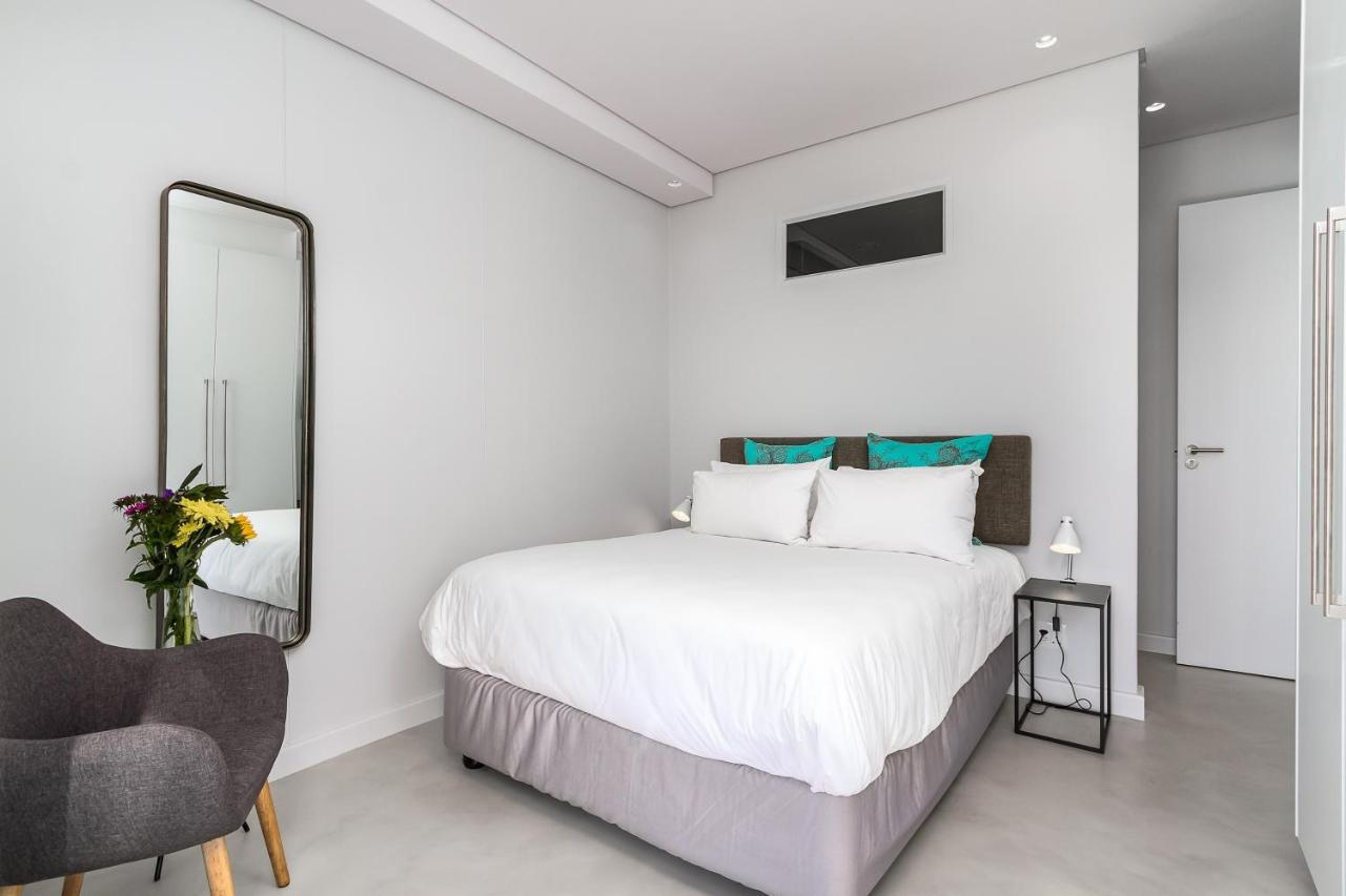Apartment Backup-powered Luxury View Retreat *